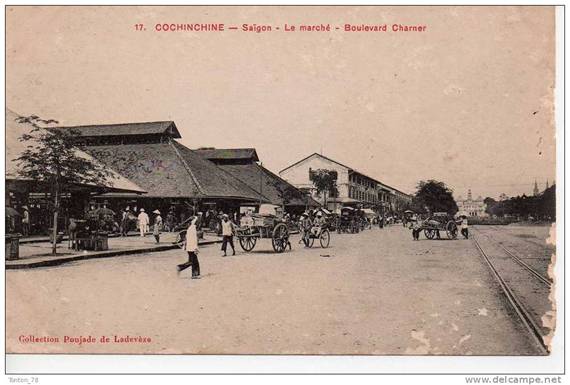 Sinh hoạt ở chợ Charner. Nguồn: Poujade de Ladevèze