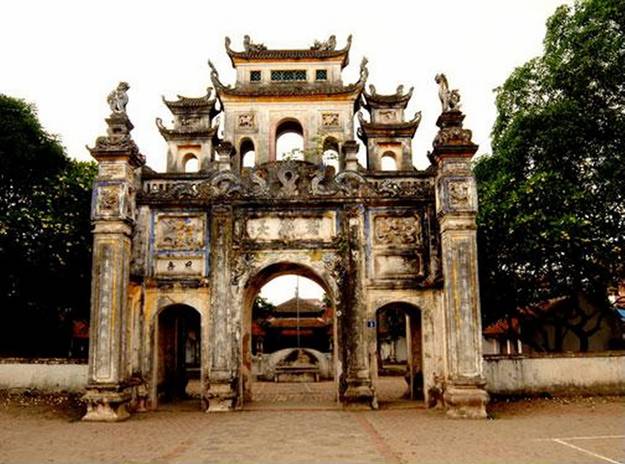 http://media.tinmoitruong.vn/public/media/media/picture/01/a4-CTQ-dinh-lang-Le-Mat-Gia-Lam-HN____.jpg
